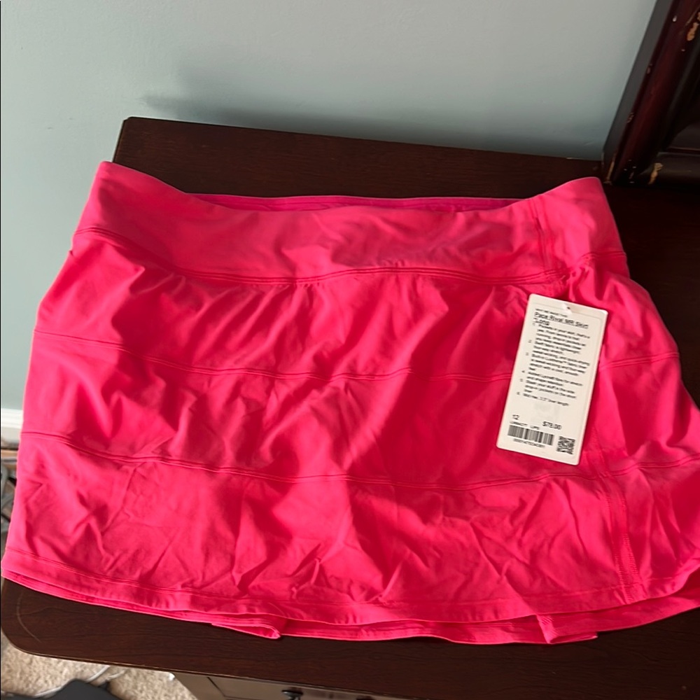 Lululemon Pace Rival MR Skort - watermelon color, New w Tags NWT